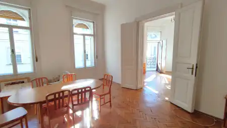 Eladó téglalakás, Budapest, V. kerület 2 szoba 74 m² 133 M Ft