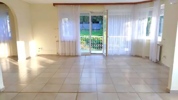 Kiadó téglalakás, Budapest, II. kerület 3+2 szoba 150 m² 690 E Ft/hó