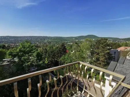 Kiadó téglalakás, Budapest, II. kerület 4 szoba 110 m² 590 E Ft/hó