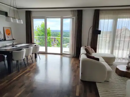 Kiadó téglalakás, Budapest, XI. kerület 4+1 szoba 132 m² 967 E Ft/hó